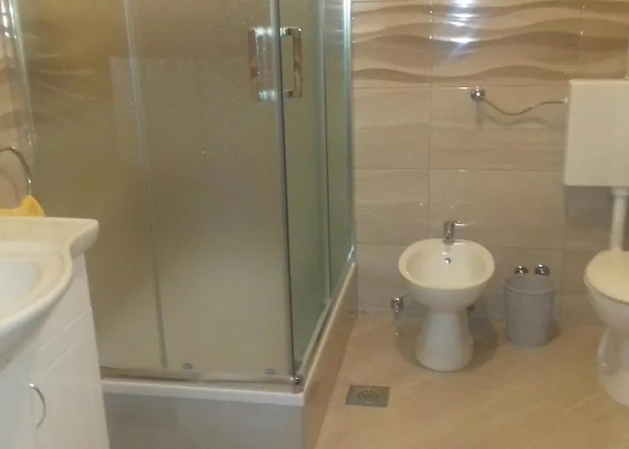 8277b Apartment *